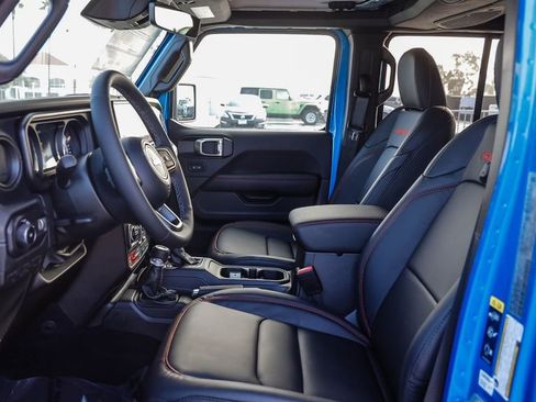 New 2025 Jeep Wrangler Unlimited Rubicon image 22