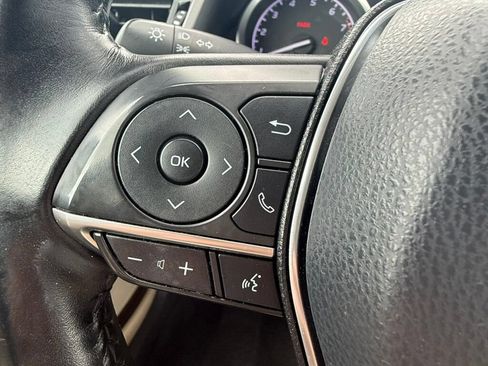 Used 2018 Toyota Camry XLE FWD image 29