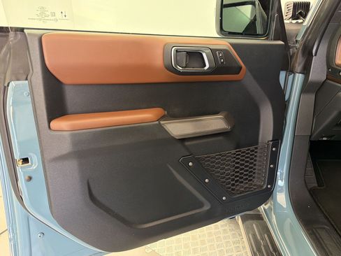 Used 2022 Ford Bronco Outer Banks AWD/4WD image 13
