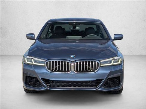 Used 2023 BMW 540i w/ M Sport Package RWD image 2