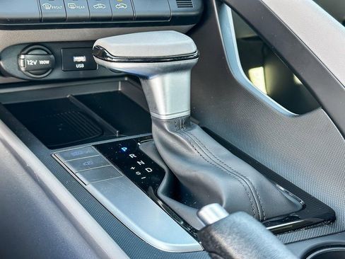 Used 2025 Hyundai Elantra Sport image 25