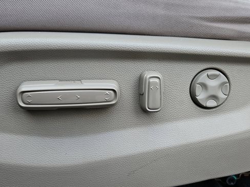 Used 2020 Honda Odyssey EX image 25