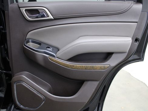 Used 2018 GMC Yukon Denali image 22