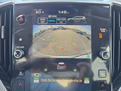 Used 2024 Subaru Ascent Limited w/ Technology Package image 18