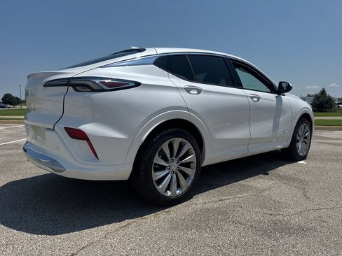 New 2026 Buick Envista Avenir FWD image 7