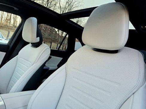 New 2026 Mercedes-Benz GLC 300 4MATIC image 17