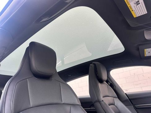 Certified 2025 Porsche Taycan 4S image 18