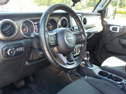 Used 2020 Jeep Wrangler Unlimited Sport S AWD/4WD image 10