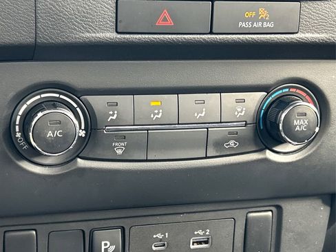 Used 2023 Nissan Frontier SV w/ Technology Package image 45