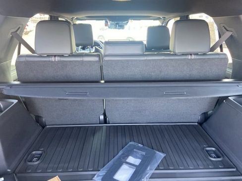 New 2026 Toyota 4Runner Limited AWD/4WD image 14