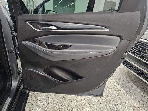 Used 2019 Buick Enclave Essence FWD image 35