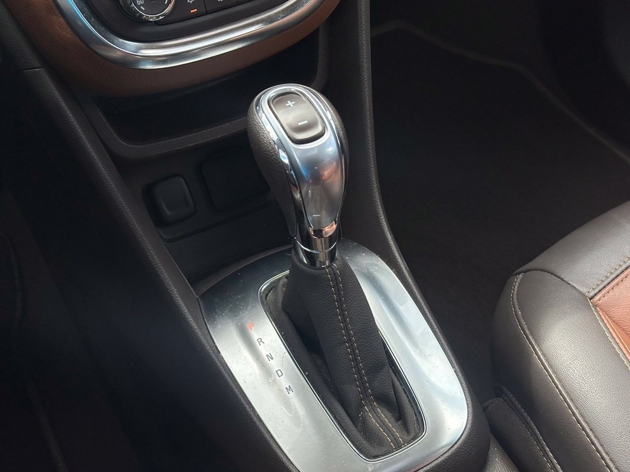 Used 2016 Buick Encore Leather FWD image 22