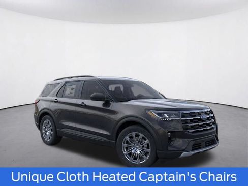 Used 2026 Ford Explorer Active w/ Active Comfort Package AWD/4WD image 9