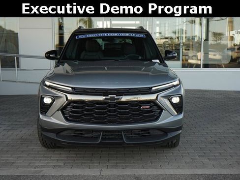 Used 2026 Chevrolet TrailBlazer RS w/ Convenience Package image 3