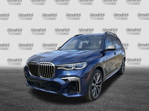 Used 2021 BMW X7 M50i image 6