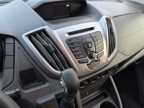 Used 2019 Ford Transit 350 XLT image 10