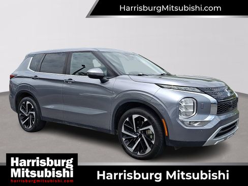 Used 2024 Mitsubishi Outlander SE AWD/4WD image 1