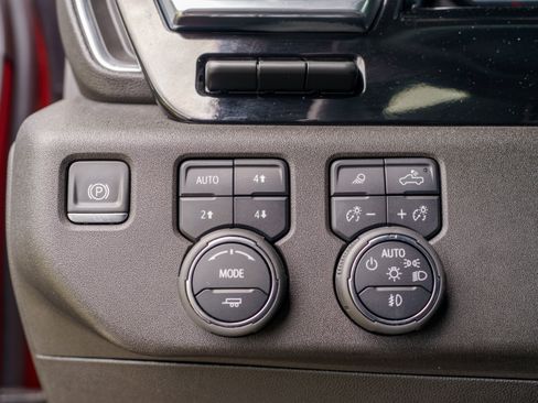 Used 2025 Chevrolet Silverado 2500 LTZ w/ LTZ Plus Package AWD/4WD image 20