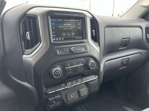 Used 2019 Chevrolet Silverado 1500 Custom Trail Boss w/ Custom Convenience Package image 34