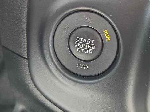 Used 2021 Jeep Wrangler Unlimited Sport w/ Sun And Sound Package AWD/4WD image 22