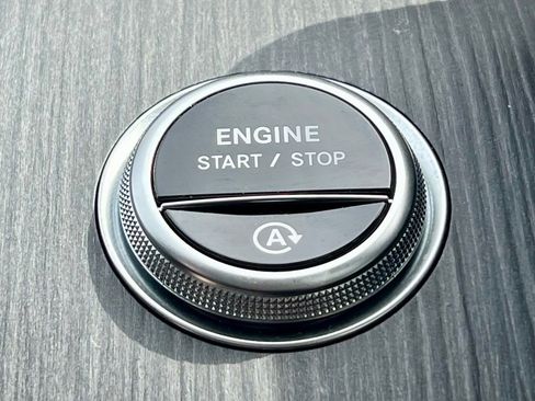 Certified 2023 Mercedes-Benz C 300 4MATIC Sedan image 20