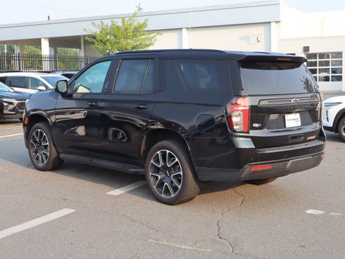 Used 2024 Chevrolet Tahoe RST w/ Luxury Package AWD/4WD image 8