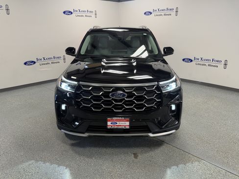 Used 2025 Ford Explorer Platinum w/ LUX Leather Package AWD/4WD image 2