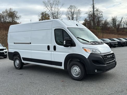New 2026 RAM ProMaster 3500 w/ Convenience Group image 2