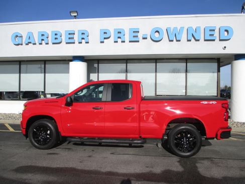 Used 2020 Chevrolet Silverado 1500 Custom w/ Rally Edition image 2