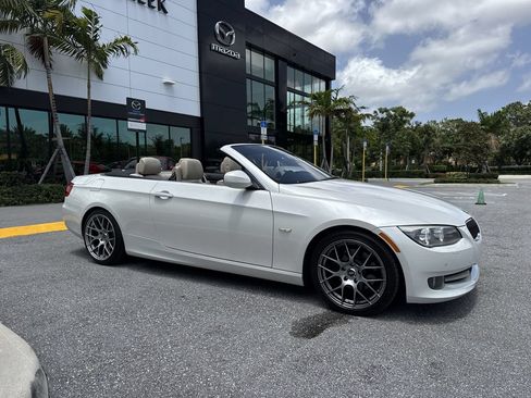 Used 2012 BMW 328i Convertible RWD image 6