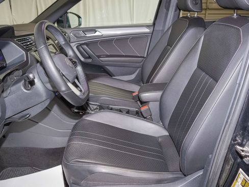 Used 2023 Volkswagen Tiguan SE R-Line AWD/4WD image 11