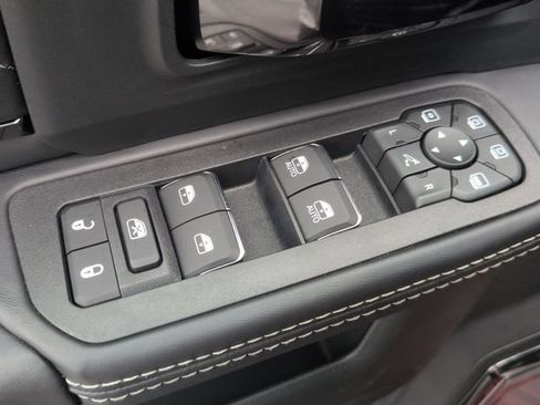 New 2026 RAM 3500 Limited AWD/4WD image 12