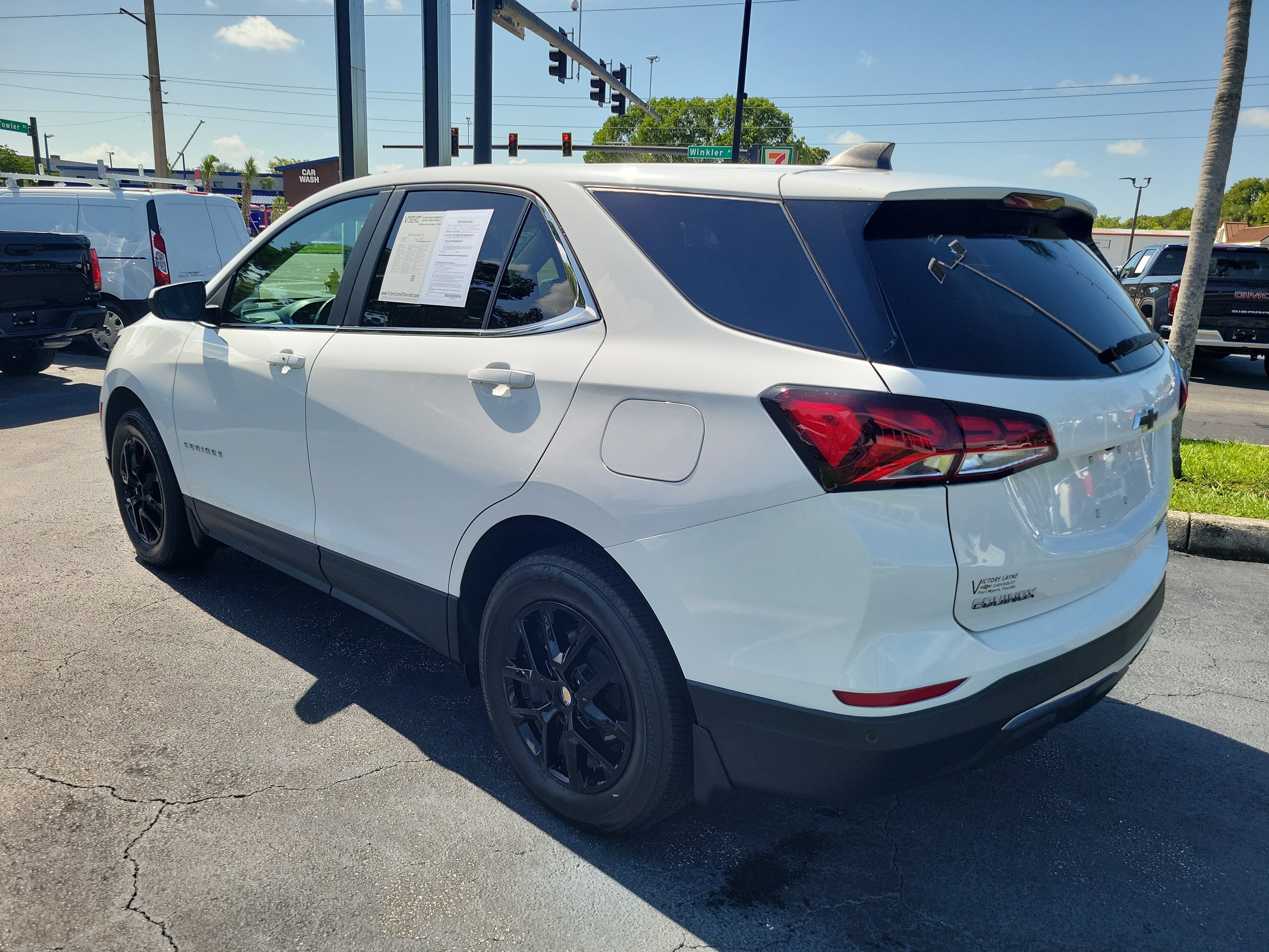 Used 2024 Chevrolet Equinox LT AWD/4WD image 3