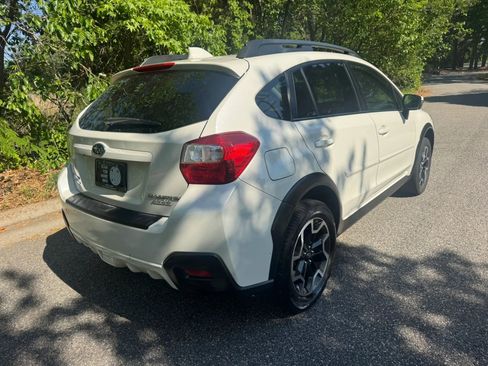Used 2016 Subaru Crosstrek 2.0i Limited image 7