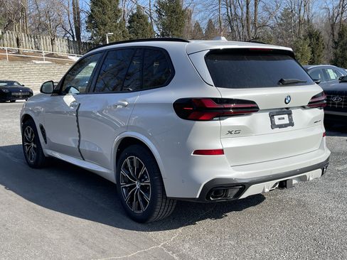 New 2026 BMW X5 xDrive40i w/ M Sport Package image 5