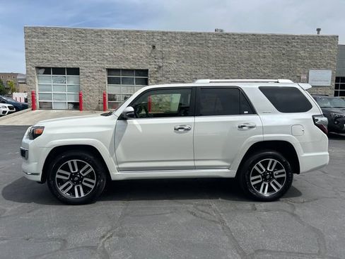 Certified 2017 Toyota 4Runner Limited AWD/4WD image 2