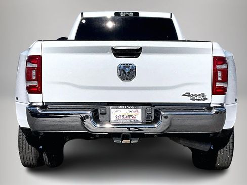 Used 2024 RAM 3500 Tradesman w/ Towing Technology Group image 5