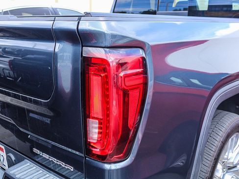 Used 2020 GMC Sierra 1500 Denali w/ Denali Ultimate Package AWD/4WD image 14