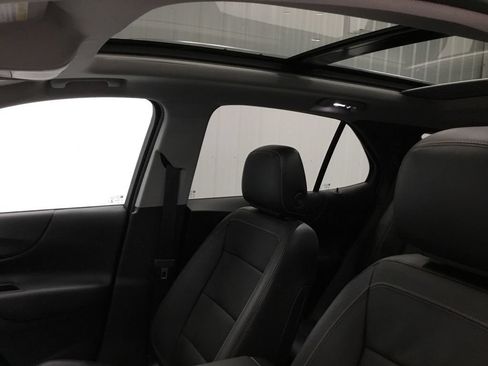 Used 2020 Chevrolet Equinox LT w/ Midnight Edition AWD/4WD image 10