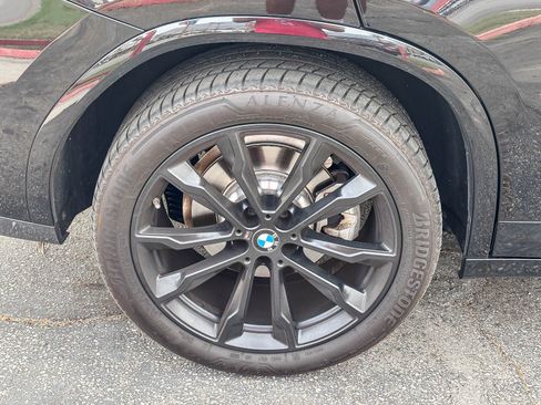 Used 2021 BMW X4 xDrive30i w/ M Sport Package AWD/4WD image 12