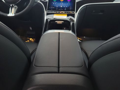 Certified 2026 Mercedes-Benz GLC 300 image 21