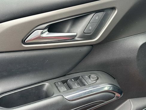 Certified 2024 Chevrolet Traverse LT w/ Enhanced Driving Package image 16