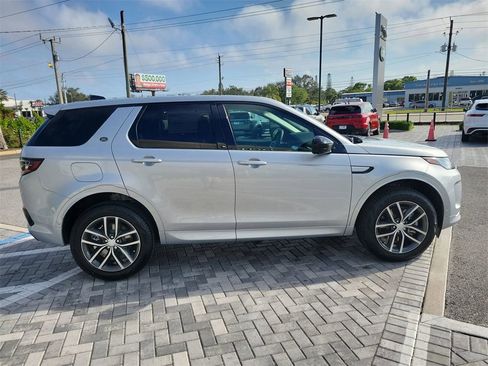 New 2025 Land Rover Discovery Sport S image 6