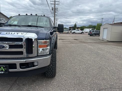 Used 2010 Ford F350 Lariat image 14