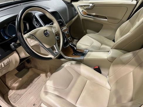 Used 2015 Volvo XC60 T6 Platinum w/ Climate Package image 15