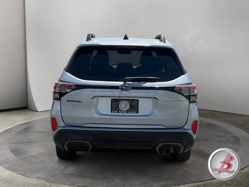 Used 2025 Subaru Forester Limited AWD/4WD image 6