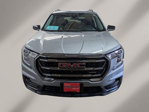 Used 2024 GMC Terrain AT4 w/ Tech Package AWD/4WD image 2