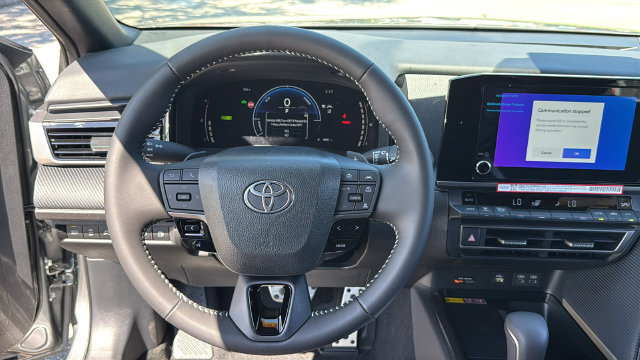 Used 2026 Toyota Camry SE FWD image 20
