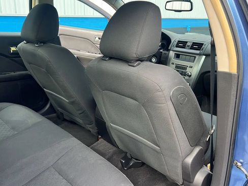 Used 2010 Ford Fusion SE FWD image 15