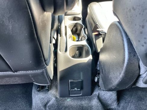 Used 2020 Chevrolet Trax LT w/ LT Convenience Package AWD/4WD image 23